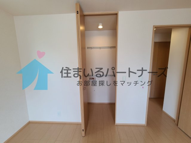 カーサマローンA棟の収納|専用の収納スペースです