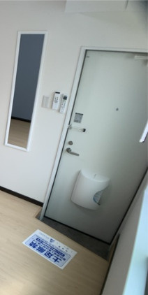 豊島区池袋本町４丁目のアパートの玄関