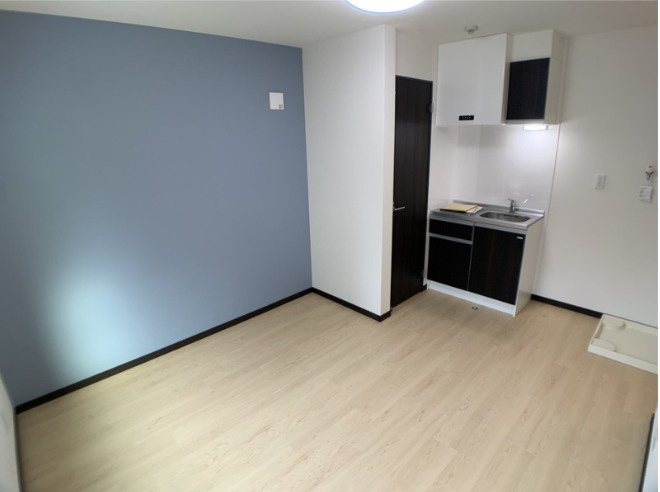 豊島区池袋本町４丁目のアパートの居間・リビング