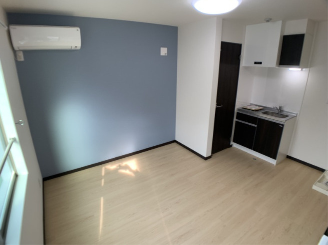 豊島区池袋本町４丁目のアパートの居間・リビング