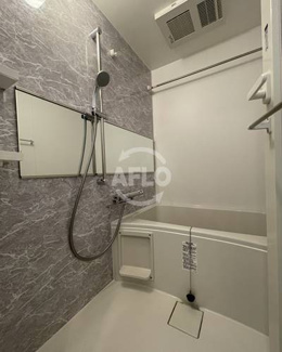 【浴室】 | Splendide NAMBAⅢ　　大国小学校区 | スプランディッド難波Ⅲ　風呂