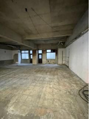 春日原テルミナの内装