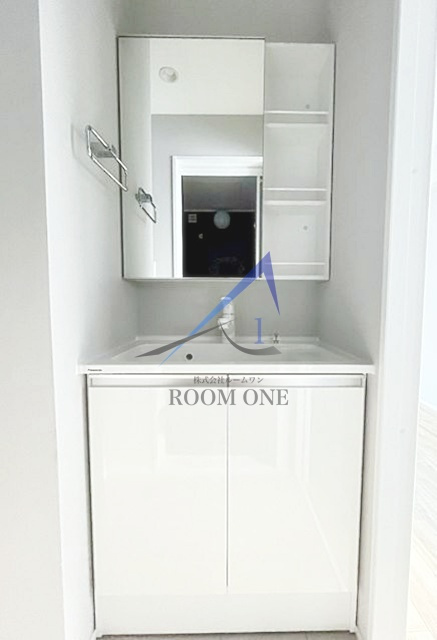 第二岩瀬ビルの洗面所|洗面台です。