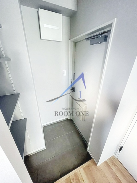 第二岩瀬ビルの玄関|玄関です。