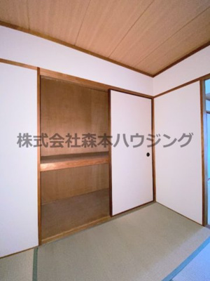【収納】 | 　香里ロイヤルプラザ | たっぷりとした収納スペースです