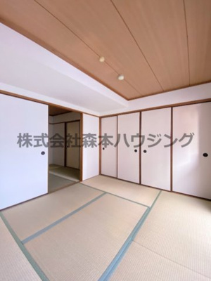 【寝室】 | 　香里ロイヤルプラザ | 寝室にいかがでしょうか