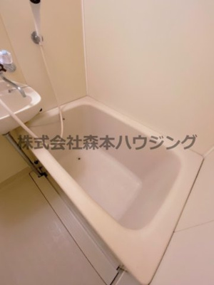 【浴室】 | 　香里ロイヤルプラザ | 日々の暮らしに欠かせないお風呂です