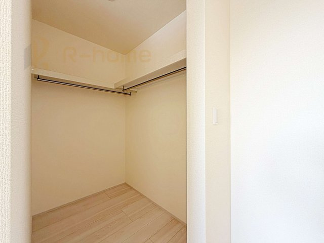 古河市諸川第13　新築戸建て　1号棟の収納|人気のウォークインクローゼット！アウター類はもちろん、季節ものや寝具も収納できます！