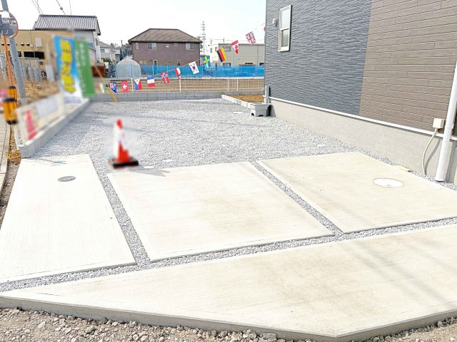 古河市諸川第13　新築戸建て　2号棟の駐車場|カースペースは2台お停めいただけます♪