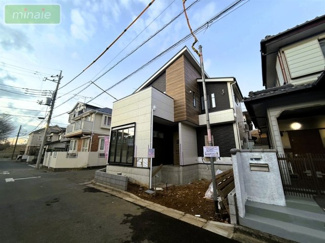 【前面道路含む現地写真】 | 小学校11分　スーパー9分　LDK23帖　泉　限定1区画　 | 現地（2025.11.21撮影）