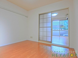 【内装】 | 洋室６帖（同仕様写真）