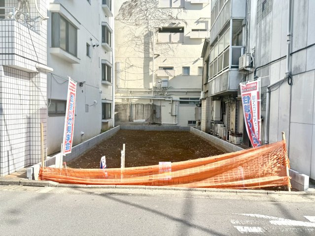 練馬区桜台1丁目　快適アクセス　建築条件無し売地限定1区画