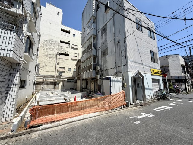 練馬区桜台1丁目　快適アクセス　新築戸建の前面道路含む現地写真