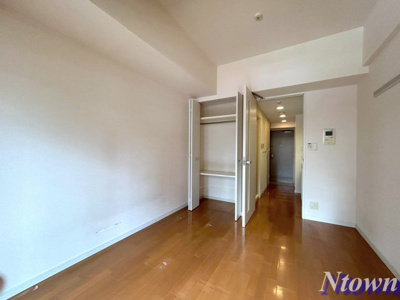 【居間・リビング】 | プレサンス泉セントマーク | ゆったりとしたリビングです