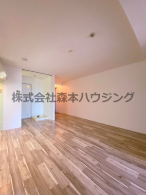 【居間・リビング】 | 　香里ロイヤルプラザ | 使いやすいリビングです