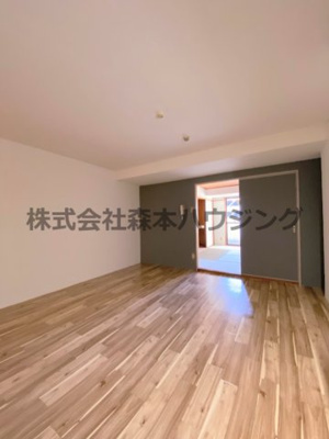 【居間・リビング】 | 　香里ロイヤルプラザ | おしゃれなリビングです