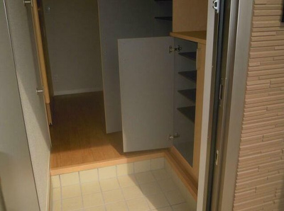 【玄関】 | シャーメゾンB
