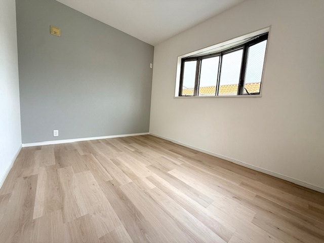 神戸市長田区名倉町1丁目中古戸建の洋室