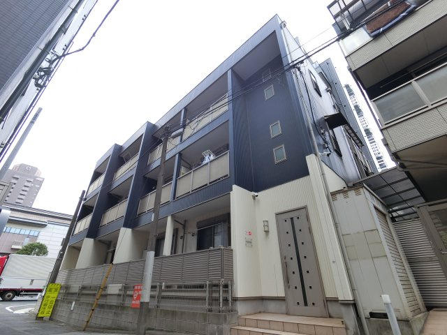 サイプレスの外観