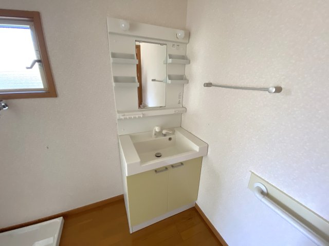 谷本貸家Nの独立洗面台