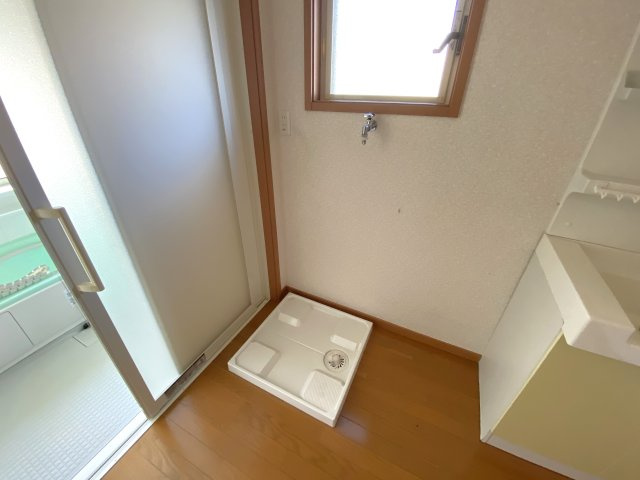 谷本貸家Nの設備|洗濯機置き場