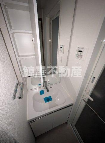 CREAL門前仲町Ⅱの独立洗面台|朝の身支度には欠かせない独立洗面化粧台