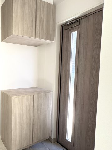 高知市一宮中町　新築建売⑦の玄関|※施工事例です。実物とは異なります。