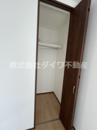 岡崎南公園前戸建賃貸の収納