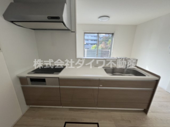 岡崎南公園前戸建賃貸のキッチン
