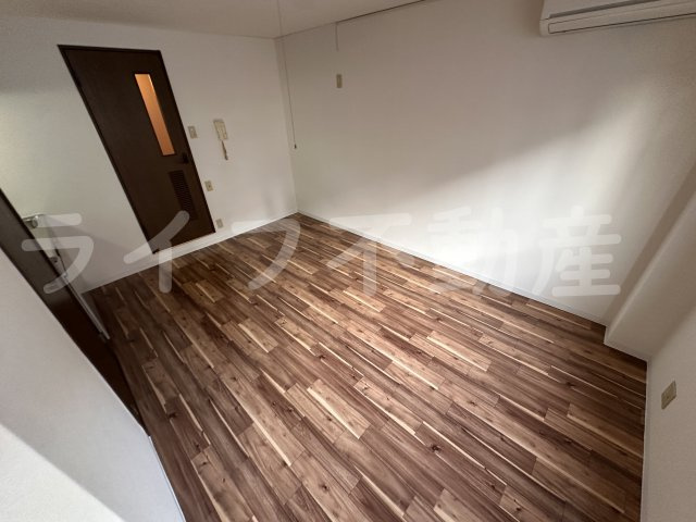 長堂瑠璃の居間・リビング