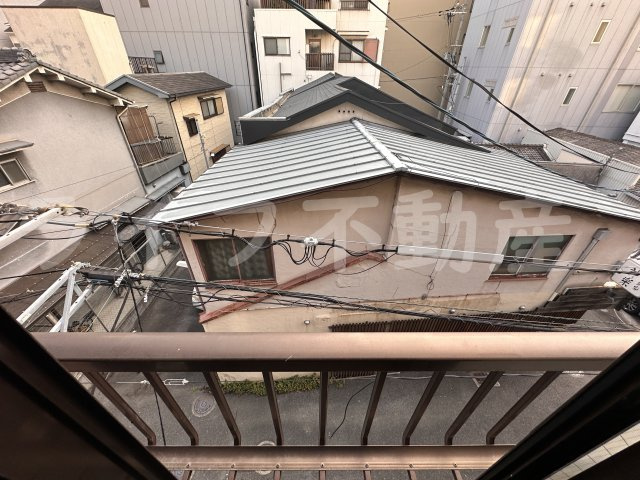 長堂瑠璃のバルコニー