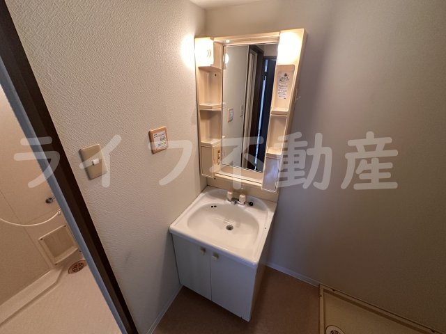 長堂瑠璃の独立洗面台