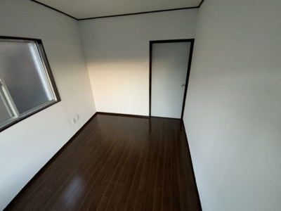 【洋室】 | 双葉町マンション