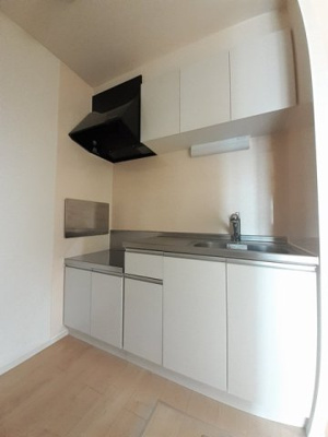 【キッチン】 | モトーレⅠ | コンパクトなキッチンで掃除もラクラク