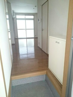 【玄関】 | あんてぃーく | シンプルで使いやすい玄関です