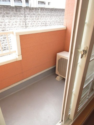 【バルコニー】 | プラム | お洗濯にも便利なバルコニー付き