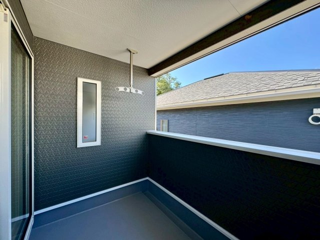 クレイドルガーデン宜野湾市大山 第3・２号棟のその他|急な雨も安心♪様々な用途に使える広々バルコニー