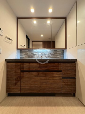 プラウドタワー堺東の独立洗面台|プラウドタワー堺東　独立洗面台