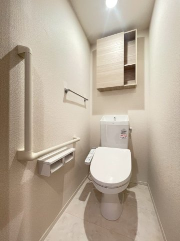 D-ROOM高槻市宮田町3丁目PJのトイレ|同ハウスメーカー施工写真