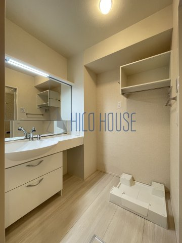 シャインアイリスⅢの洗面所