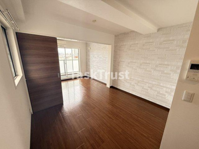 【居間・リビング】 | PARKHILLS都島 縁