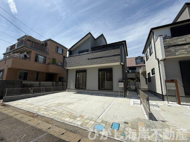 平塚市達上ヶ丘　新築戸建　全2棟の外観|2月5日撮影　建築中　現地外観