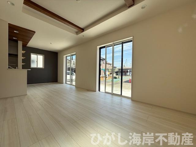 平塚市達上ヶ丘　新築戸建　全2棟の外観|2月5日撮影　建築中　現地外観