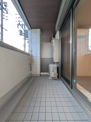 【バルコニー】 | シャーメゾン上中野