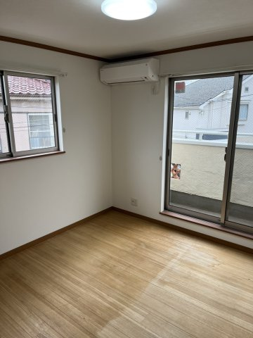 上鷺宮5丁目戸建ての居間・リビング