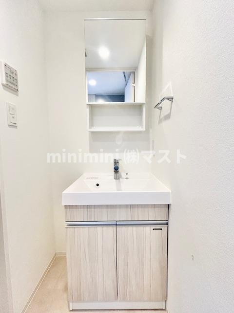 クリスタルグランツBAYフロンティア の洗面所|※別号室参考写真