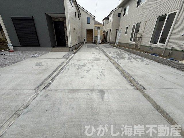 茅ヶ崎市旭が丘　新築戸建　全３棟の駐車場|駐車スペース