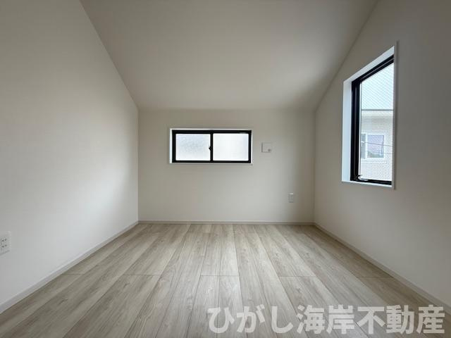 茅ヶ崎市旭が丘　新築戸建　全３棟の内装|5.2帖　洋室
