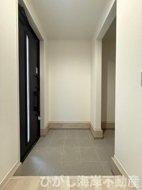 茅ヶ崎市旭が丘　新築戸建　全３棟の玄関|玄関