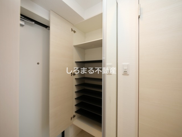 Alivis北梅田の収納